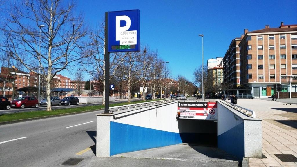 Apartamento Muy Amplio, Con Wifi Y A 12 Minutos Del Centro Gijon Luaran gambar